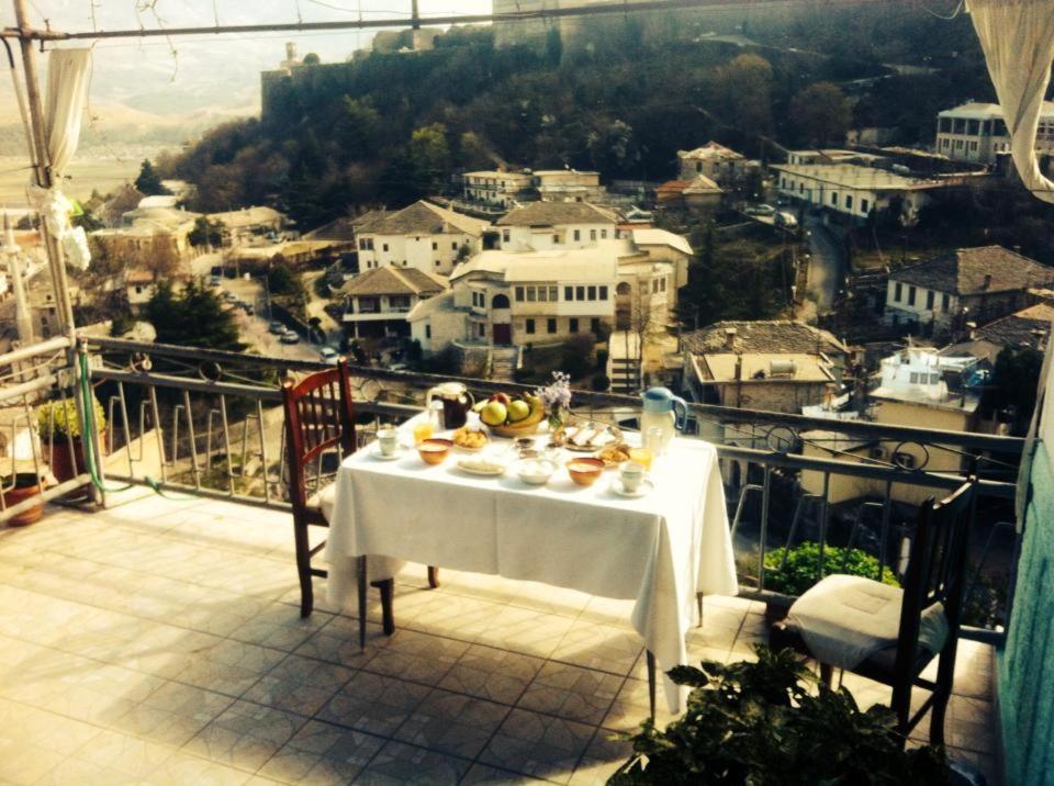 Cela Guest house *